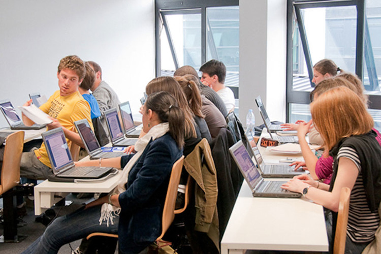 Étudiants en cours